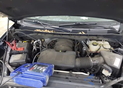 2019 Chevrolet Silverado 1500 Rst z USA, uszkodzony, nr VIN 1GCRYEED1KZ269728